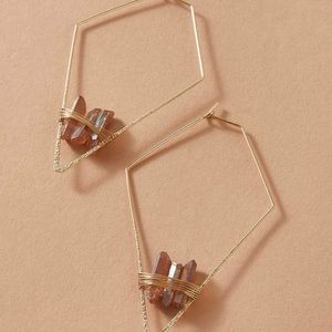Brown crystal diamond shaped earrings